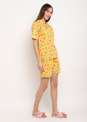 Yellow Heart Print Short Sleeve Women's Shorts Set - Shopbloom