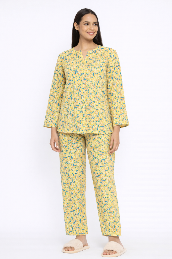 Yellow Zig Zag Line Print V Neck 3/4th Sleeve Women's Night Suit