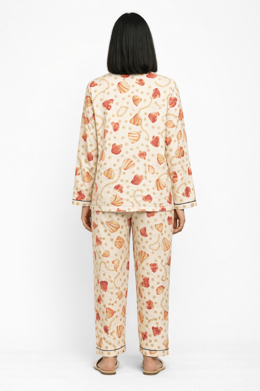 Sea Shells Print Long Sleeve Women's Night Suit