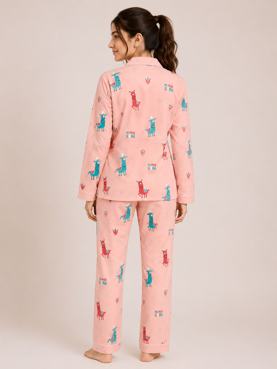 Cute Llama Print Pink Long Sleeve Women's Night Suit