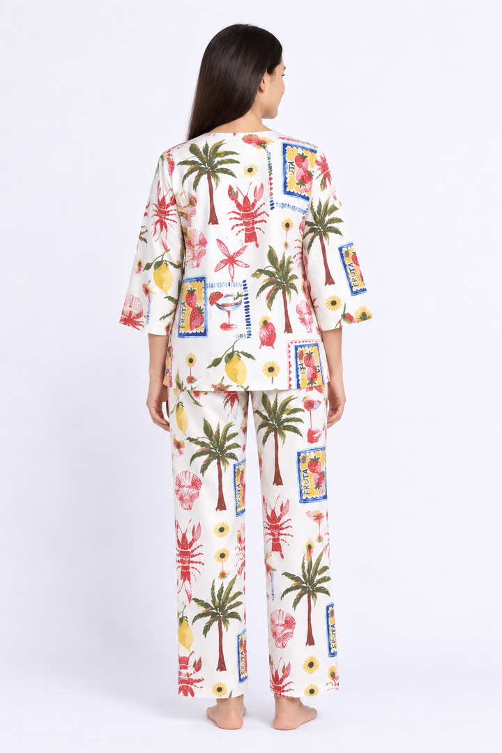 Tropical Postcard Print V-Neck 3/4th Sleeve Women's Night Suit