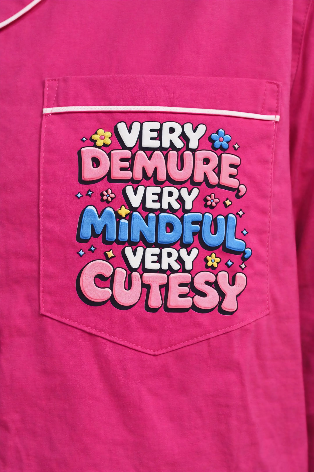 Demure And Cutesy Print Long Sleeve Women's Night Suit