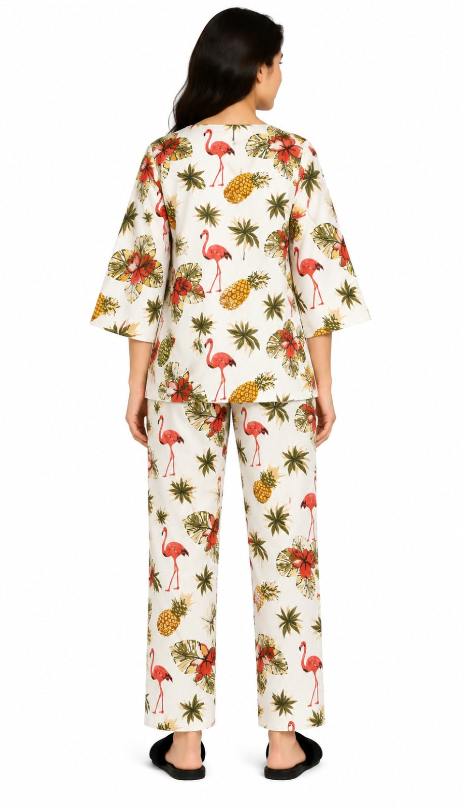 Tropical Flamingo Paradise V-Neck 3/4th Sleeve Women's Night Suit