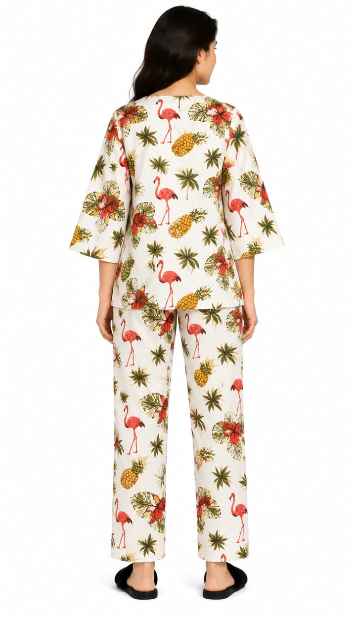 Tropical Flamingo Paradise V-Neck 3/4th Sleeve Women's Night Suit