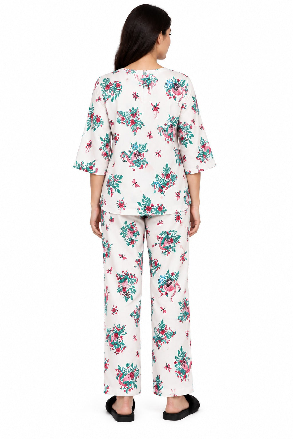 Blooming Flamingo Print V-Neck 3/4th Sleeve Women's Night Suit