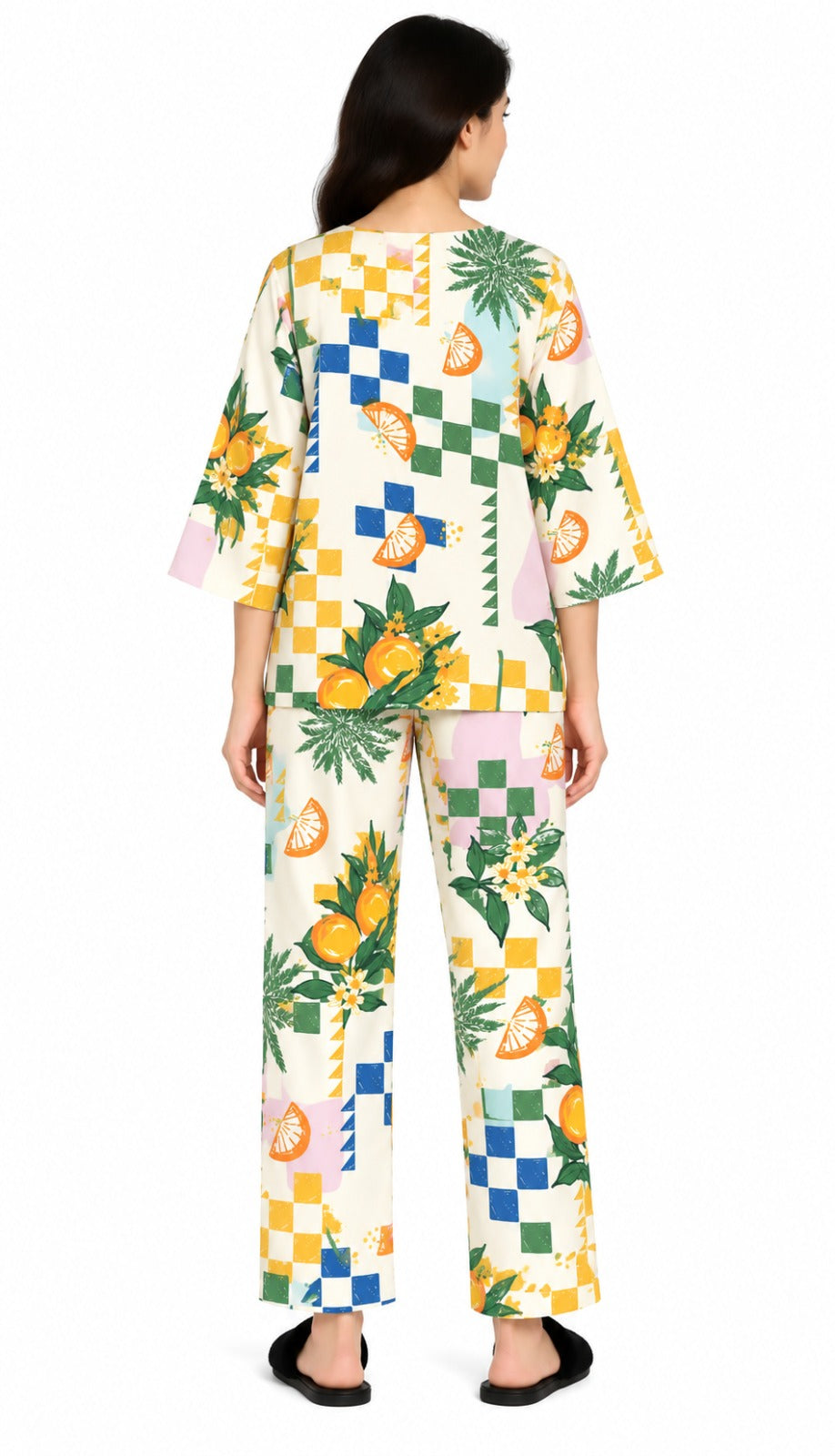Citrus Garden Print V-Neck 3/4th Sleeve Women's Night Suit