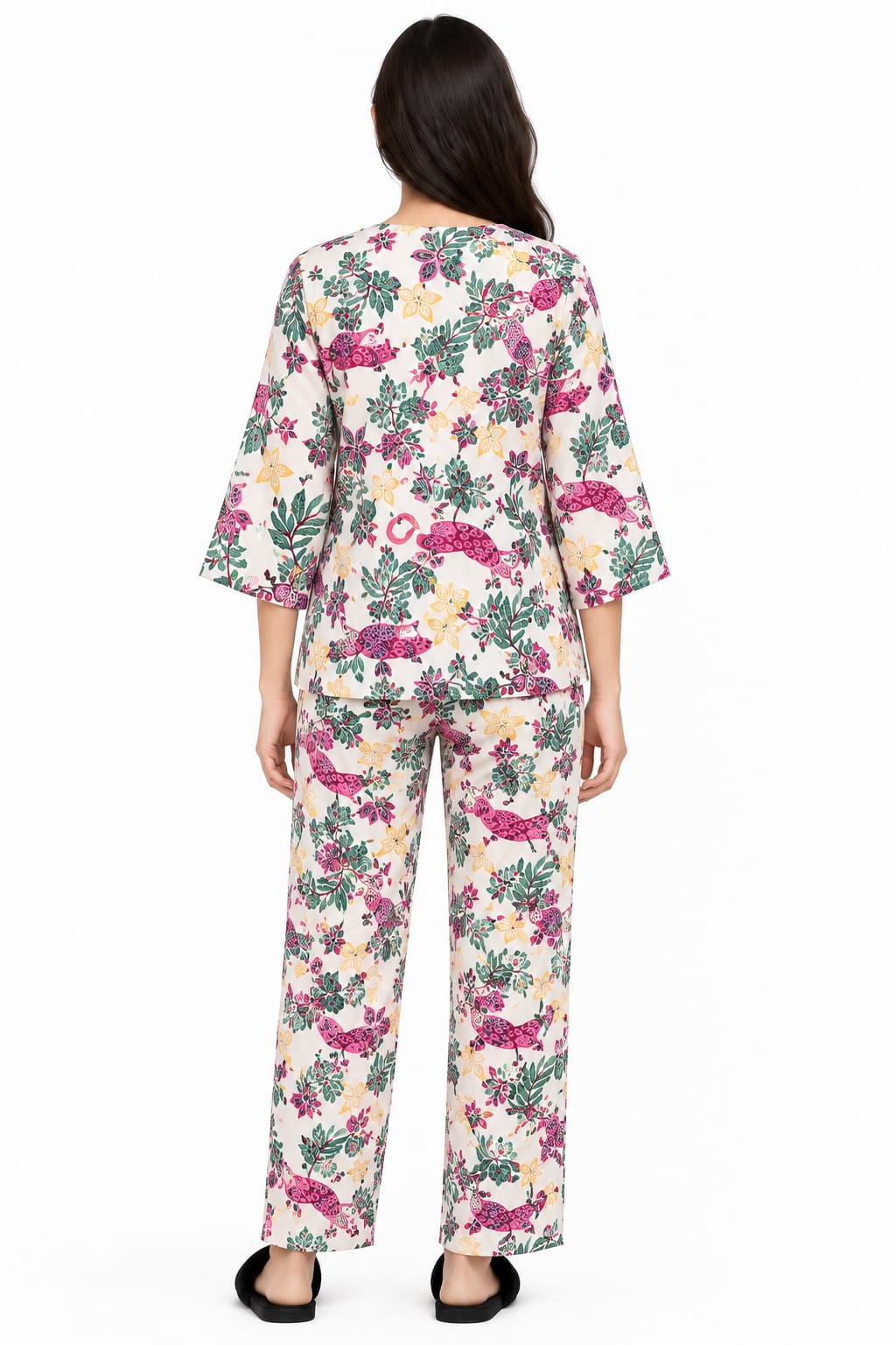 Floral Garden V Neck 3/4th Sleeve Women's Night Suit