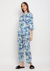 Blue Panda Tropical Print V Neck 3/4th Sleeve Women's Night suit - Shopbloom