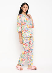 Colourful Flower Print V Neck 3/4th Sleeve Women's Night suit - Shopbloom