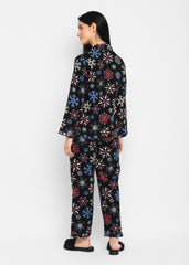 Colorful Snowflakes Print Cotton Flannel Long Sleeve Women's Night Suit - Shopbloom