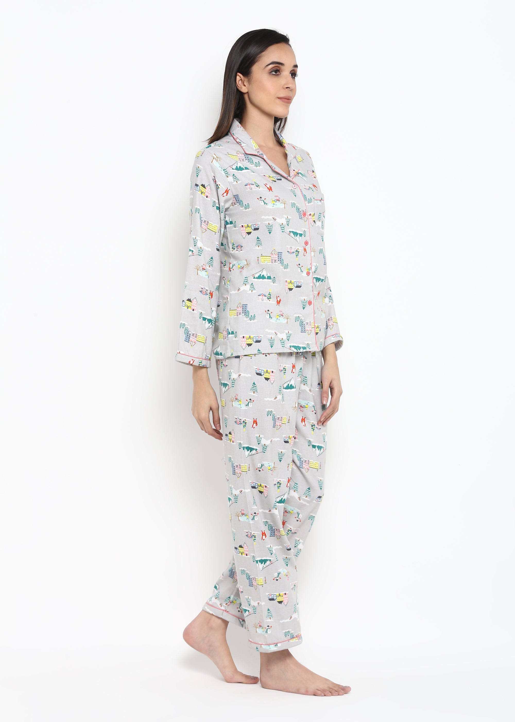 Santa City Print Long Sleeve Women's Night Suit - Shopbloom