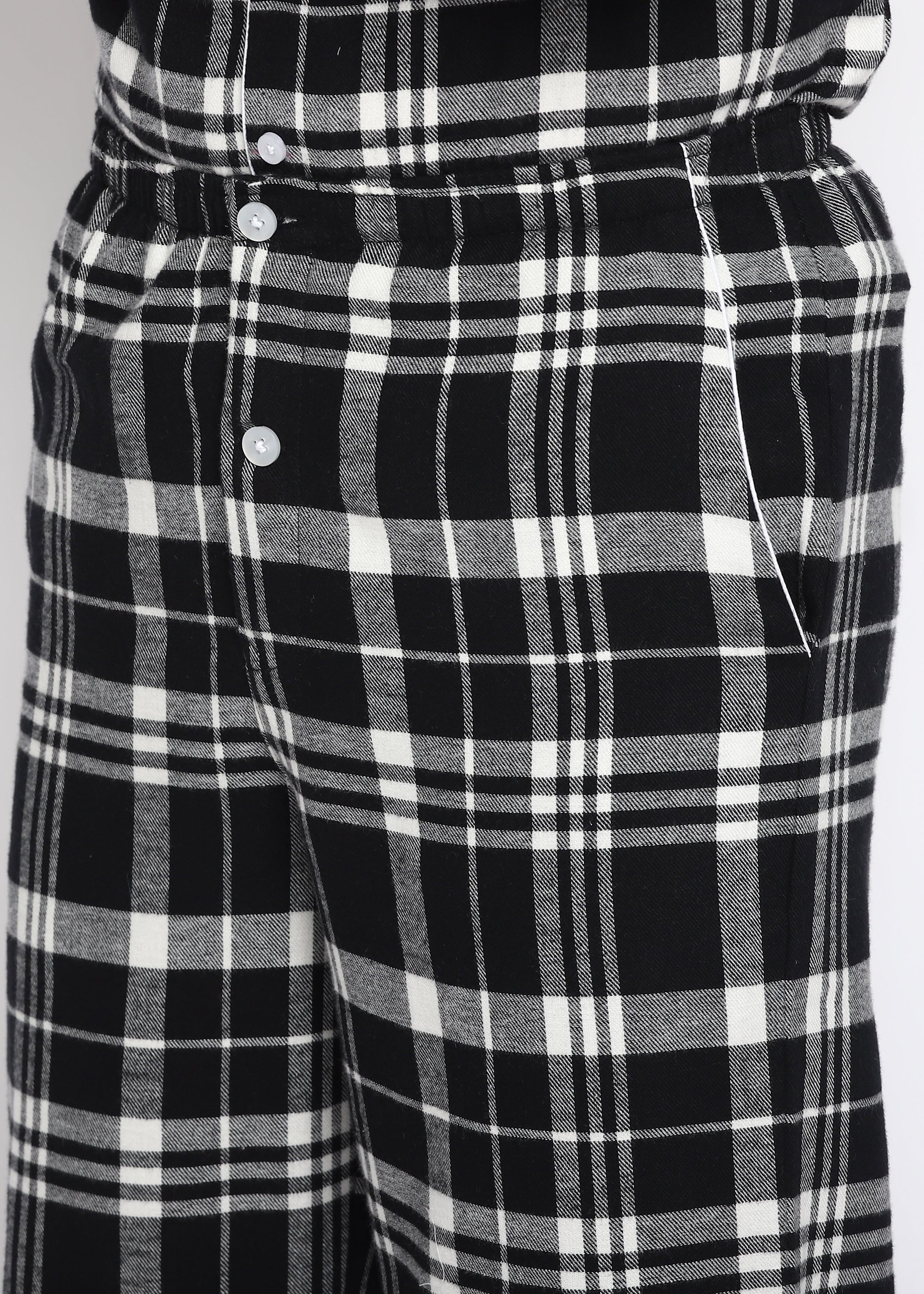 Black & White Checkered Print Cotton Flannel Long Sleeve Men's Night Suit - Shopbloom