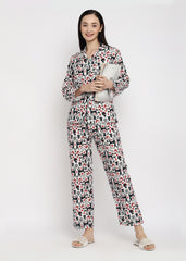 Reindeer Print Cotton Flannel Long Sleeve Women's Night Suit - Shopbloom